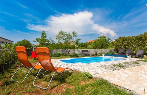 Milohnici Villa | Maison Nika (62125-A1)