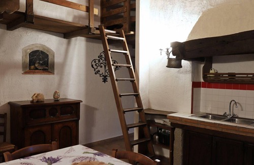 Panicale Maison | Holiday house Panicale for 1 - 8 persons with 4 bedrooms - Holiday home