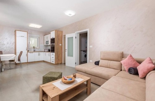 Bibici Maison | Holiday house Svetvinčenat for 1 - 8 persons with 3 bedrooms - Holiday home