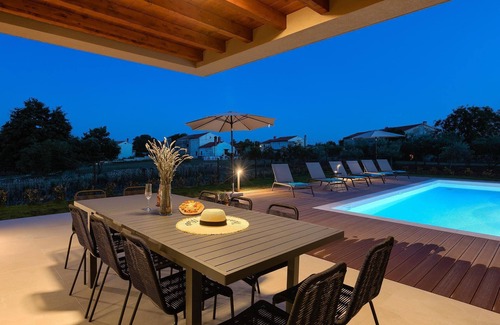 Stokovci Maison | Holiday house Svetvinčenat for 1 - 10 persons with 5 bedrooms - Holiday home