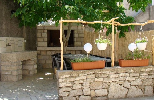 Orlec Maison | Maison de vacances avec parking Orlec, Cres (K-19938)