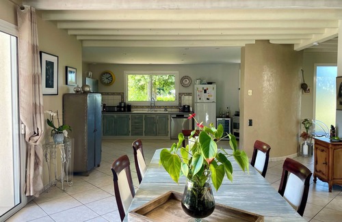 La Reunion Maison | Maison de vacances avec piscine à Casteljaloux