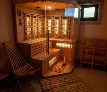 Brezice Maison | Holiday house Zarja - with sauna and hot tub