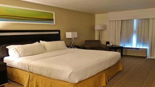 Montgomery Hôtel | Holiday Inn Express and Suites Montgomery by IHG