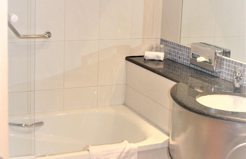 Molins de Rei Hôtel | Holiday Inn Express Barcelona - Molins de Rei by IHG