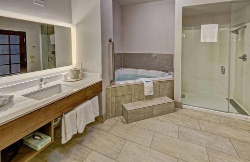 Corsicana Hôtel | Holiday Inn Express Hotel & Suites Corsicana by IHG