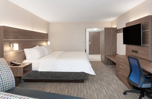 Ottawa Division Hôtel | Holiday Inn Express Hotel & Suites Ottawa Airport by IHG