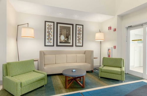 Vestal Hôtel | Holiday Inn Express Hotel & Suites Vestal by IHG