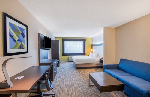Hudson Hôtel | Holiday Inn Express Hotel & Suites Boston-Marlboro by IHG