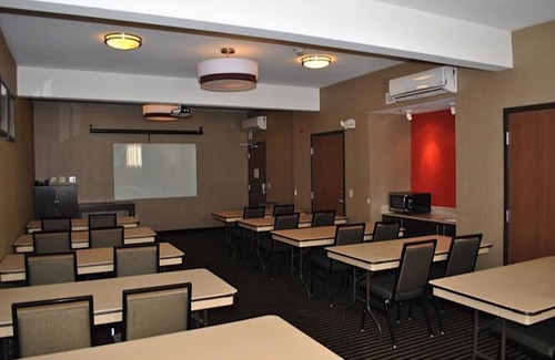 Homestead Hôtel | Holiday Inn Express Pittsburgh East - Mall Area by IHG