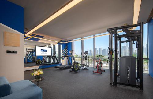 West Coast Hôtel | Holiday Inn Express Qingdao City Balcony by IHG
