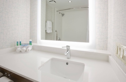 Roseville Hôtel | Holiday Inn Express Roseville-St. Paul by IHG
