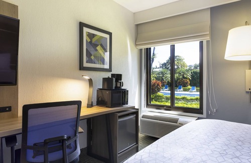 Cacique Hôtel | Holiday Inn Express San Jose Costa Rica Airport by IHG