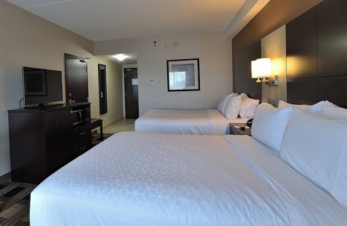 Industrial Park Hôtel | Holiday Inn Express & Suites Ottawa East - Orleans by IHG