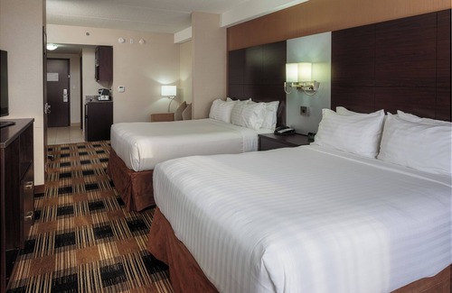 Industrial Park Hôtel | Holiday Inn Express & Suites Ottawa East - Orleans by IHG