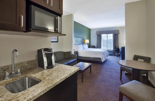 Geneva Hôtel | Holiday Inn Express & Suites Geneva Finger Lakes by IHG