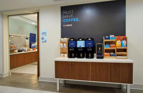 Whippleville Hôtel | Holiday Inn Express & Suites Malone by IHG