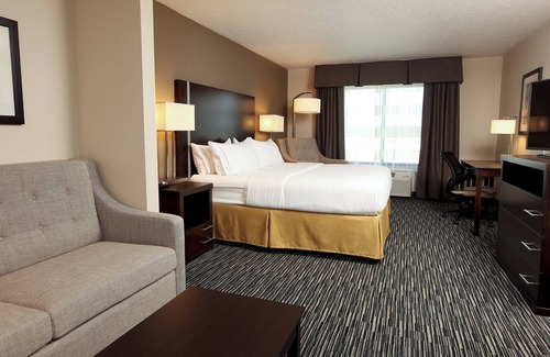 South Central Omaha Hôtel | Holiday Inn Express & Suites Omaha South - Ralston Arena by IHG