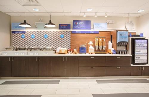 Glendale Sports and Entertainment District Hôtel | Holiday Inn Express & Suites Phoenix Glendale Dist by IHG