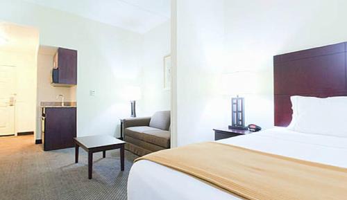 Hillside Hôtel | Holiday Inn Express & Suites Chicago West-O'Hare Arpt Area by IHG