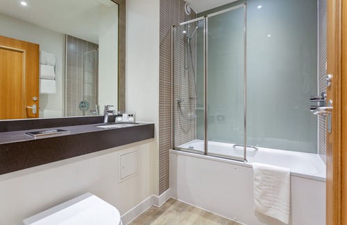 Leamington Spa Hôtel | Holiday Inn Leamington Spa - Warwick by IHG