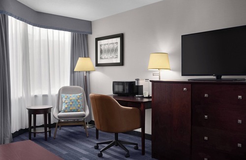 Cummings Hôtel | Holiday Inn Ottawa East by IHG