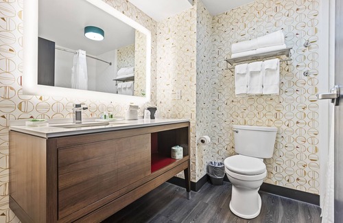 United Central Hôtel | Holiday Inn St. Petersburg West by IHG