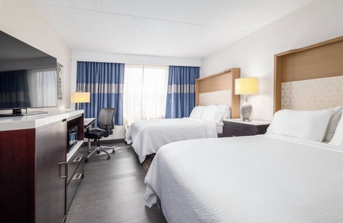 Colliers Hôtel | Holiday Inn Weirton - Steubenville Area by IHG