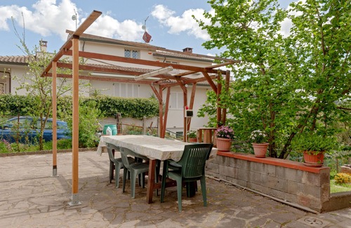 Montopoli in Val d'Arno Appartement | Appartement de vacances "Tana Rosa" avec terrasse privée et Wi-Fi