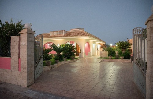 Santa Maria del Focallo Villa | Maison avec piscine à quelques mètres de la mer