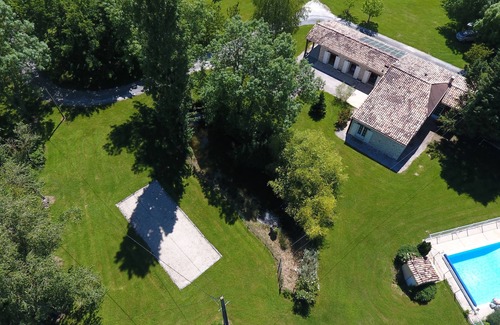 Rayet Maison | Belle maison avec piscine en campagne: le gite lamoutole près de Villereal