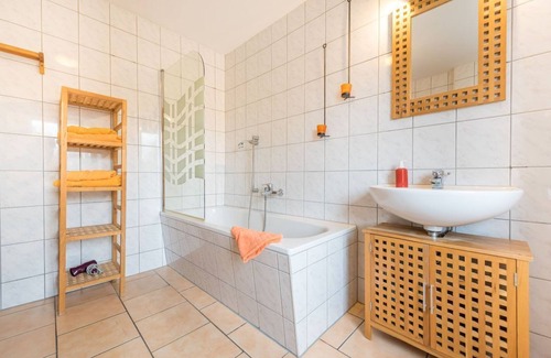 Stralsund Appartement | Chambre de vacances II - Chambre de vacances Zur Quelle