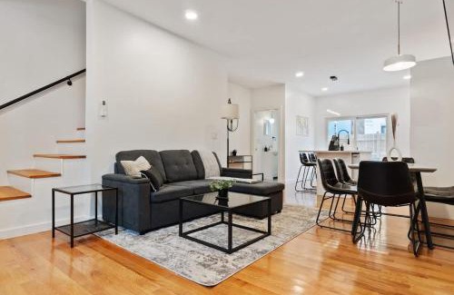 Central Northside Maison | Holiday Special 2 Houses Duplex Rental with 6 bdrms