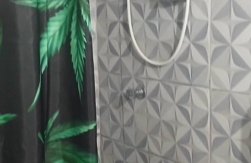 Moore Town Maison | holiday stay, 2 bed 1 bathroom