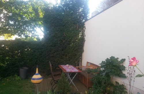 Markkleeberg Appartement | Location de trois minutes à pied du lac - pour un maximum de 4 adultes et 1 bébé