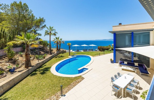 Badia Blava Villa | Villa "Bay Blue" avec vue sur la mer, Wi-Fi et climatisation
