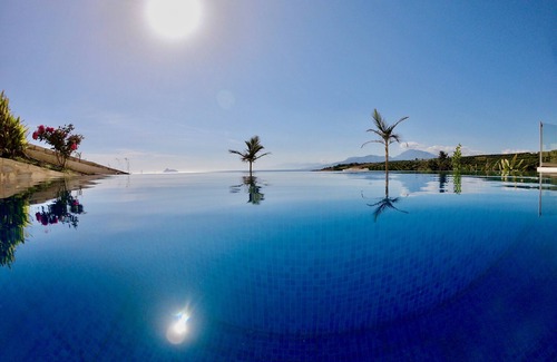 Pitsidia Villa | Villa de vacances dans un emplacement privilégié avec vue sur la mer, piscine et beau coucher de soleil