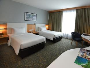 Taman Century Hôtel | Holiday Villa Johor Bahru City Centre