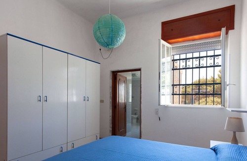 Torre Chianca Chalet De Ski | Holiday villa with large courtyard in front of the beach 3 bedrooms m730