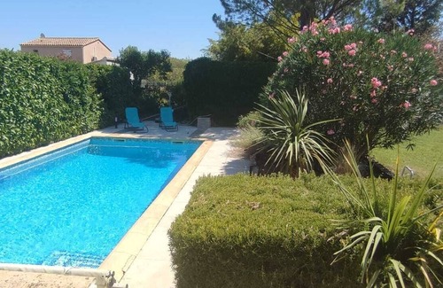 Gard Rhodanien Maison | Villa de vacances avec piscine proche Avignon Orange Nîmes