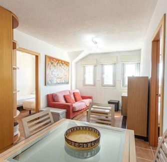 Pradollano Appartement | Holidays, Arttyfal, 2 Dormitorios para 4 personas, parking y wi-fi