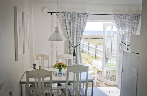 Lerberget Maison | Holidays in an old fishing village 75 meters from the west coast beach