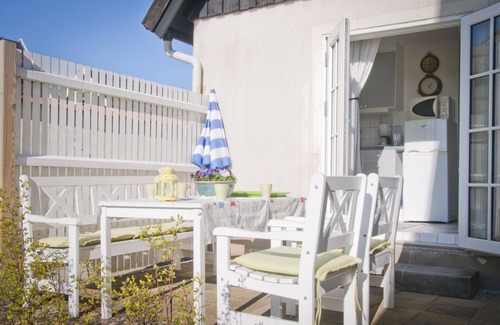 Lerberget Maison | Holidays in an old fishing village 75 meters from the west coast beach