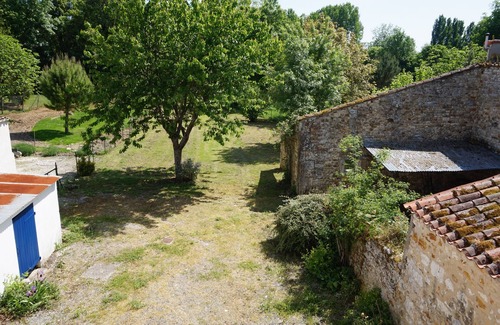 Meursac Maison | VACANCES AU PAYS ROYANNAIS : 3 CH, 6 pers 550/650€ par semaine Gd jardin privé