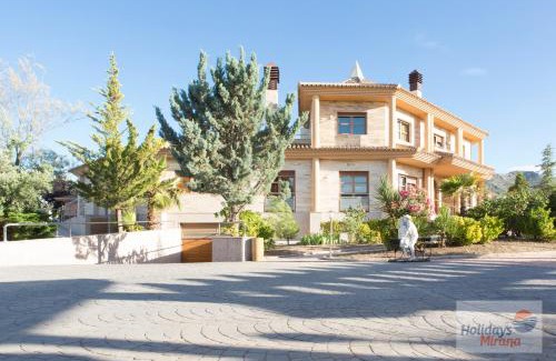 Yecla Maison | HOLIDAYS MIRANA