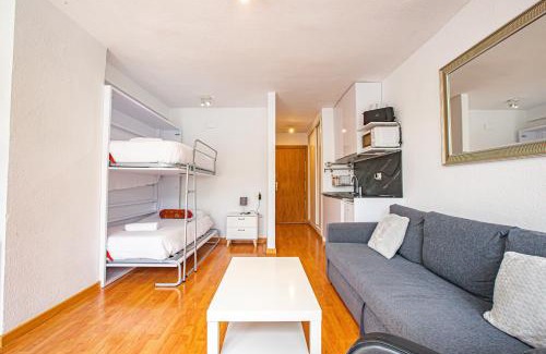 Pradollano Appartement | Holidays, Mont Blanc Estudio en Pradollano & Parking