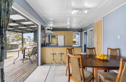 Whangamata Maison | Holidays on Hampton - House plus sleep-out