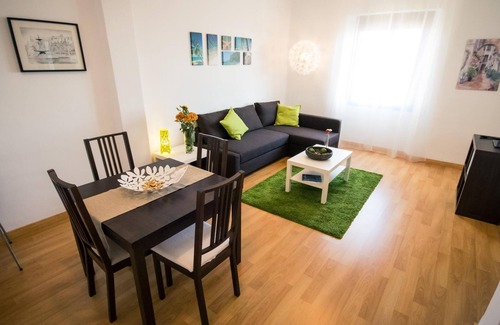 Ensanche Centro Appartement | Appartement de 3 chambres avec vue sur le port de Malaga, près du centre