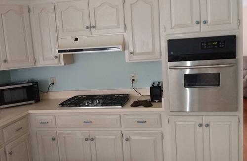 Lake Waccamaw Maison | Hollingsworth's Premium Getaway!