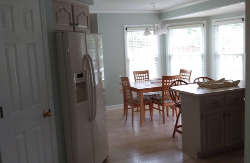 Lake Waccamaw Maison | Hollingsworth's Premium Getaway!